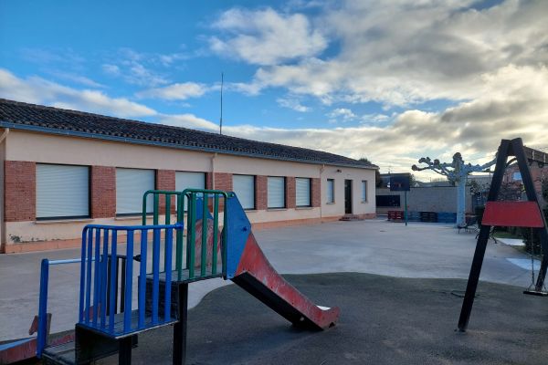 escuela-rural-26C3273B6-7E67-AC7F-C6CD-EC5A6C62C430.jpg
